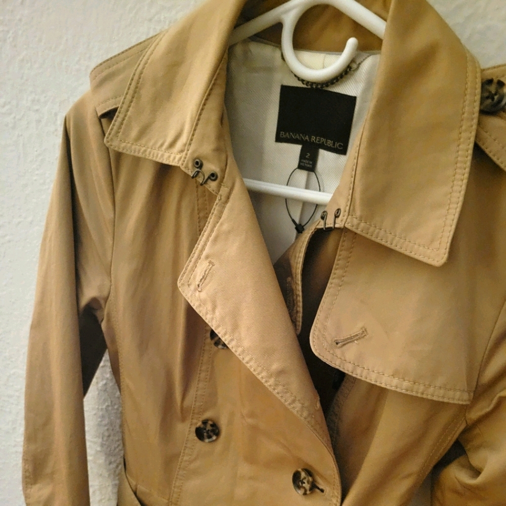 Banana Republic Trenchcoat